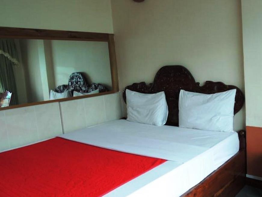 Thy Ny Hotel Battambang Exterior foto