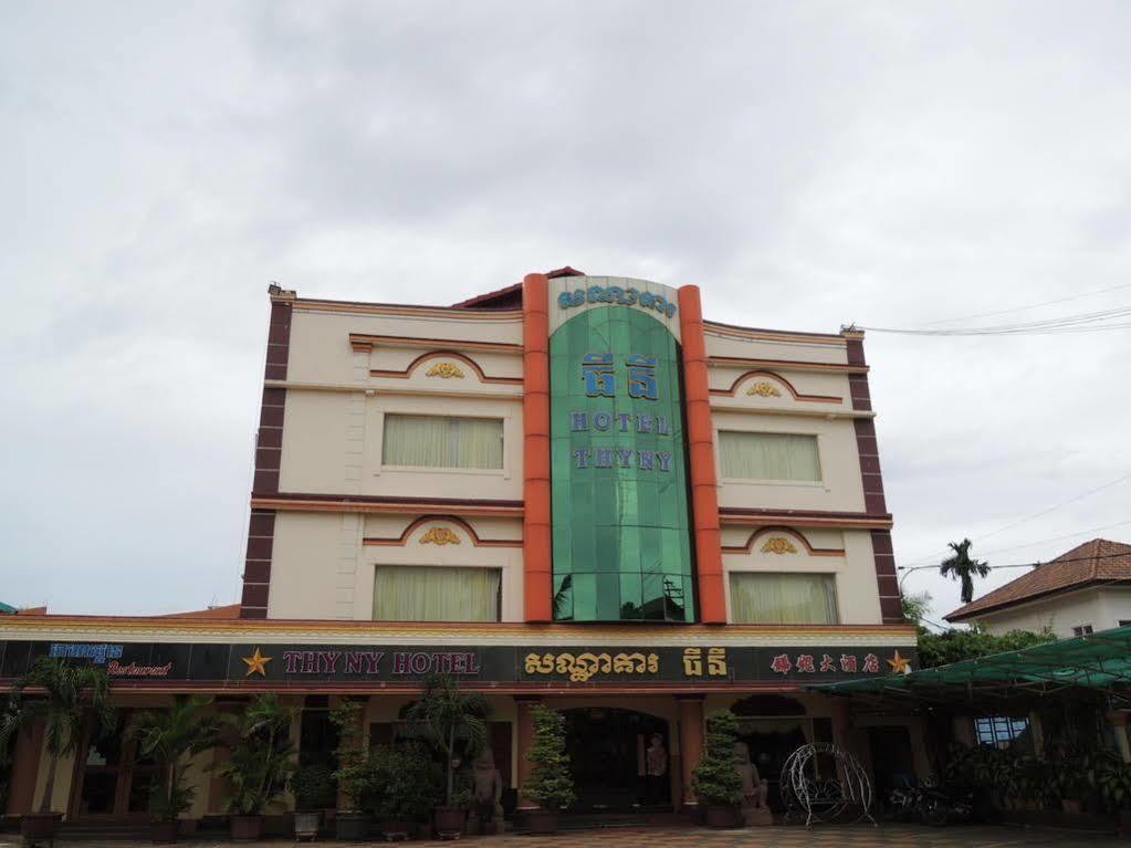 Thy Ny Hotel Battambang Exterior foto